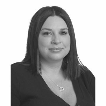 Sarah Curran staff photo